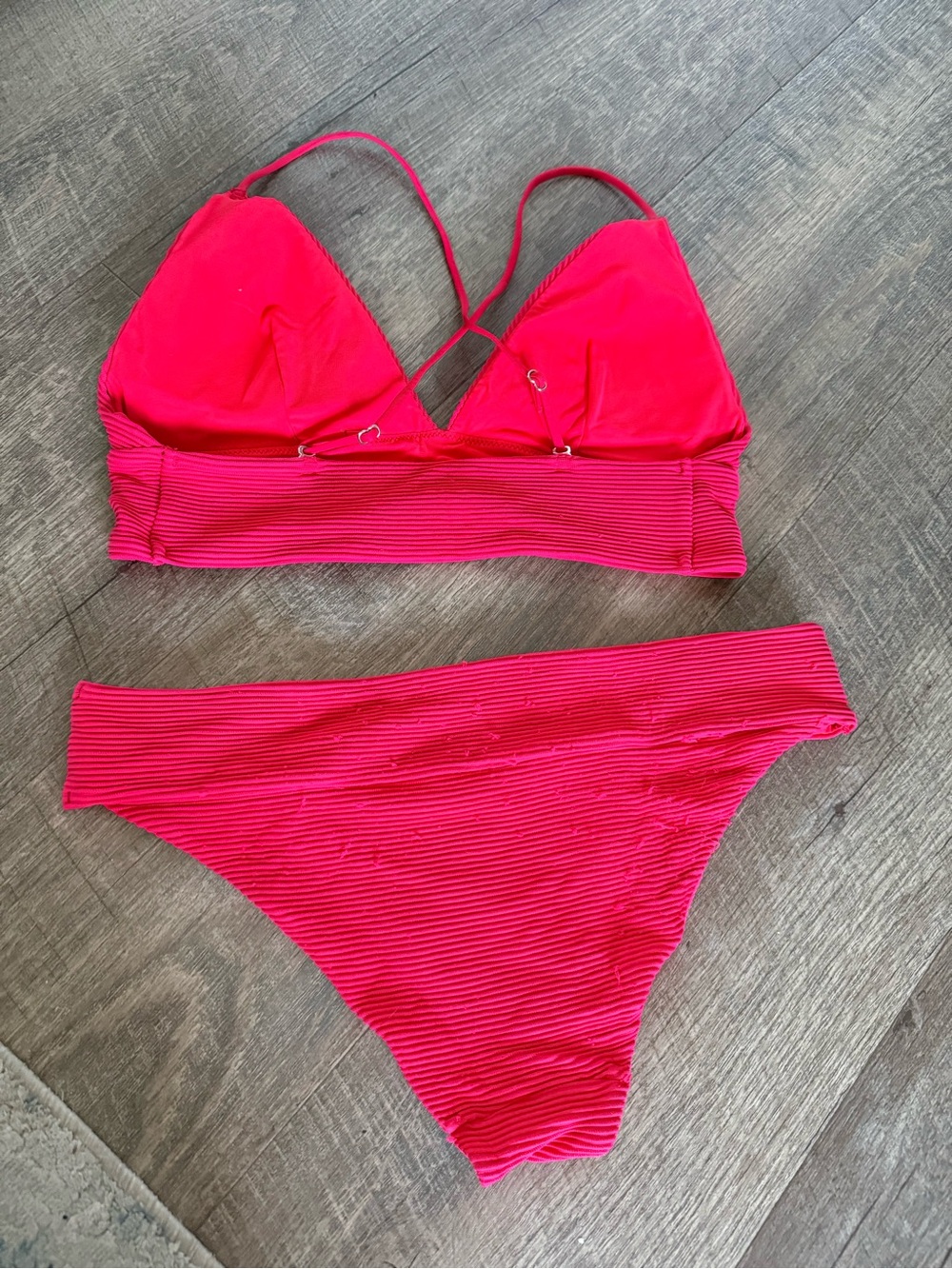 H&M Red Ribbed Triangle Bikini Set - Picture 2 of 3